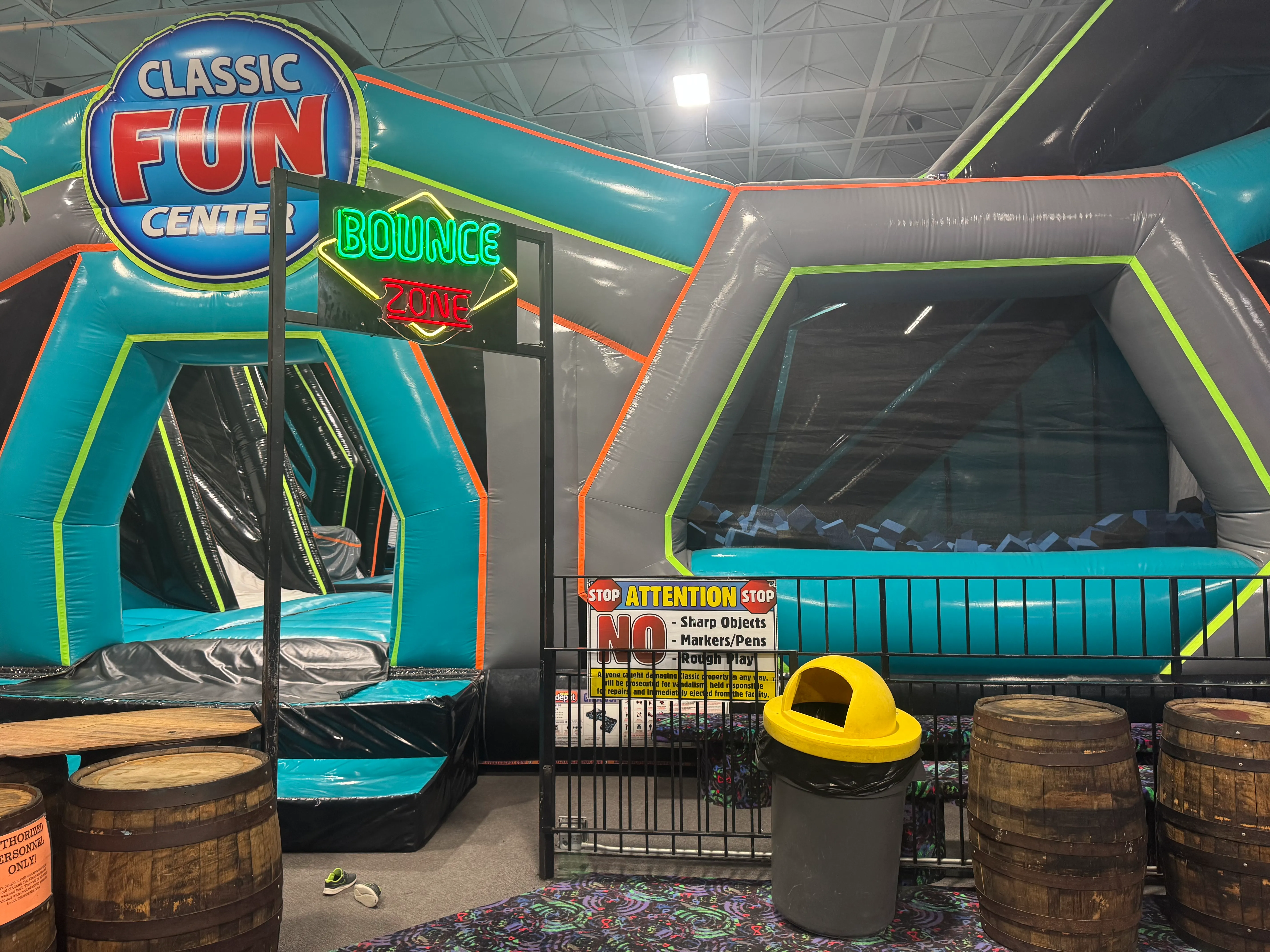 Bounce Universe Inflatapark