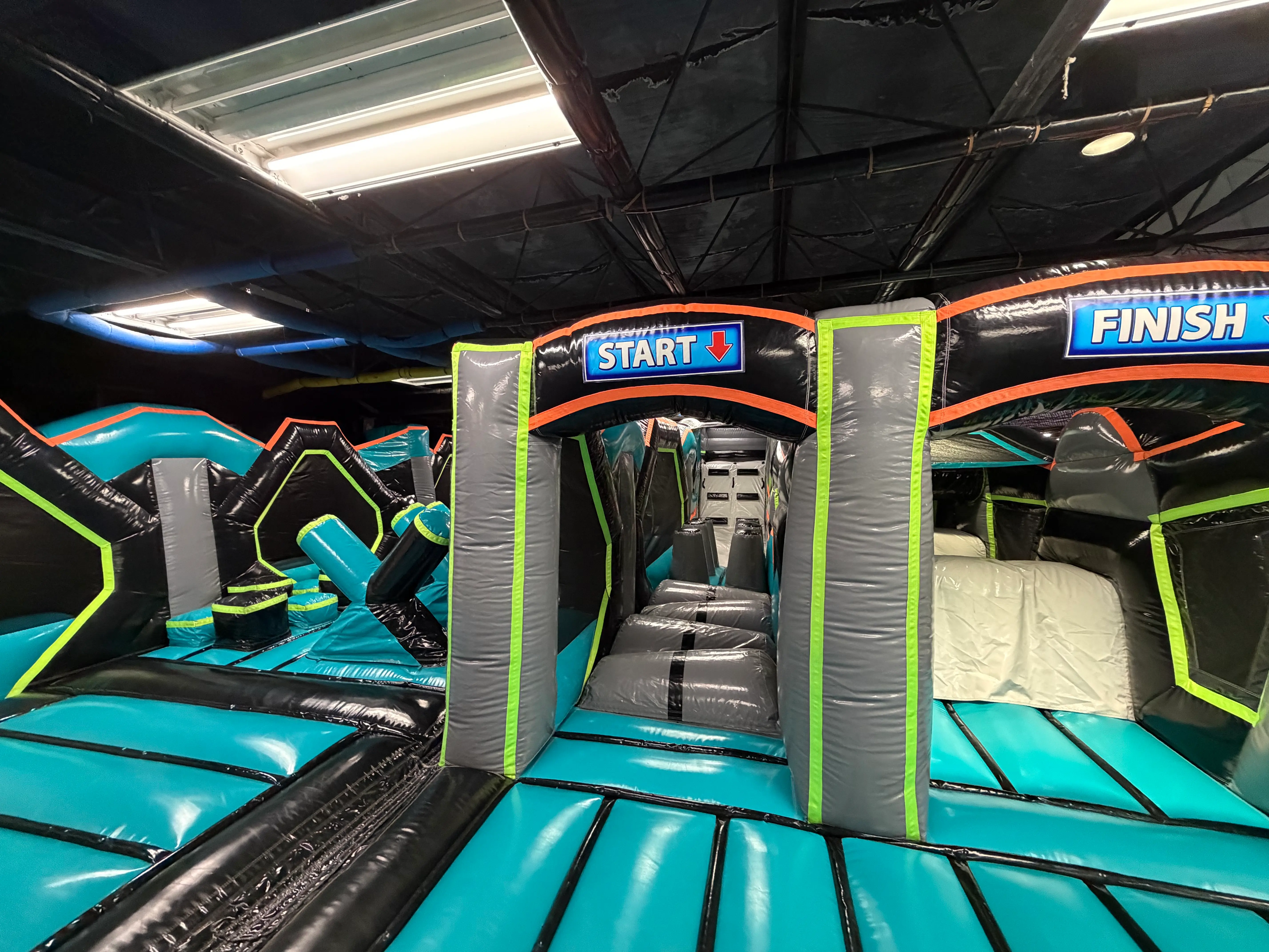 Bounce Universe Inflatapark